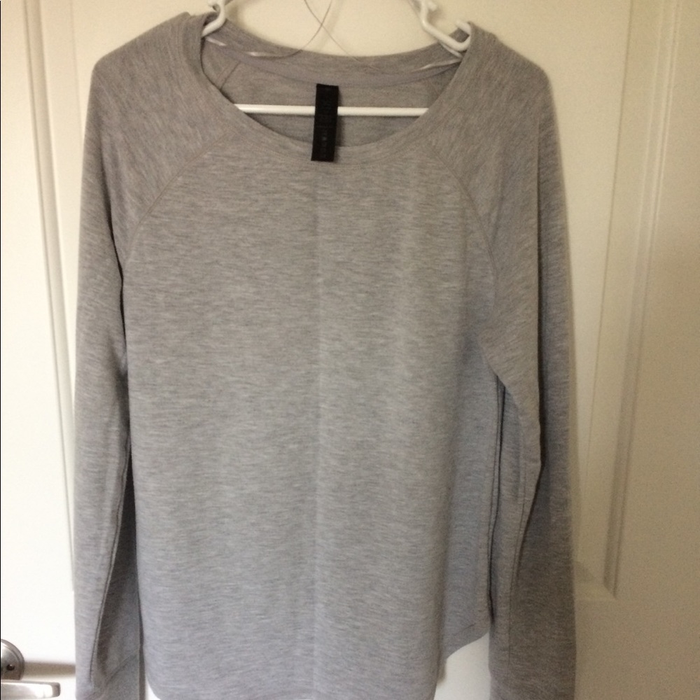Active sweatshirt